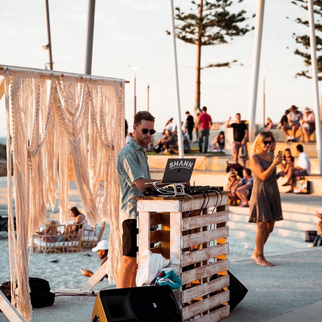 Scarborough Sunset Markets