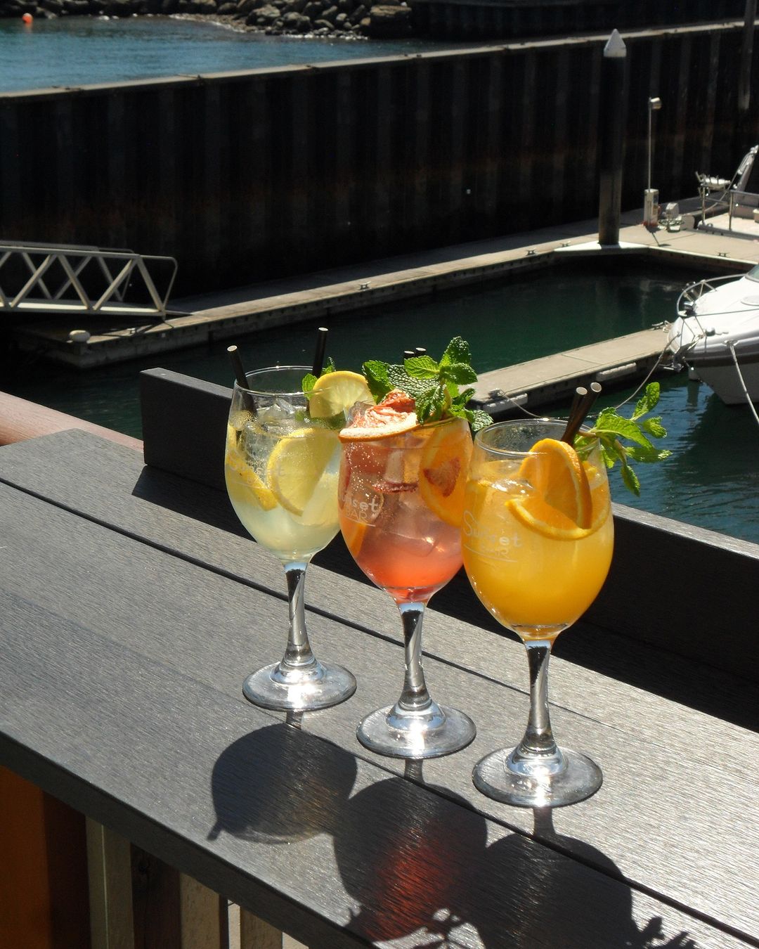 Marina Sunset Bar