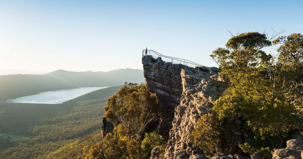 The Grampians Pinnacle Walk (Image Credit: Visit Grampians)