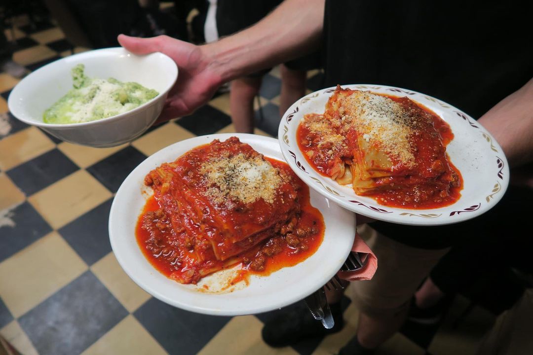Lucia's Pizza and Spaghetti Bar