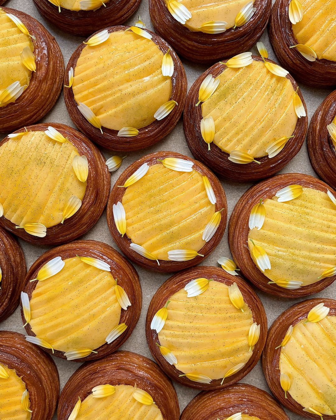 Small Batch (Image Credit: @charliemduffy)