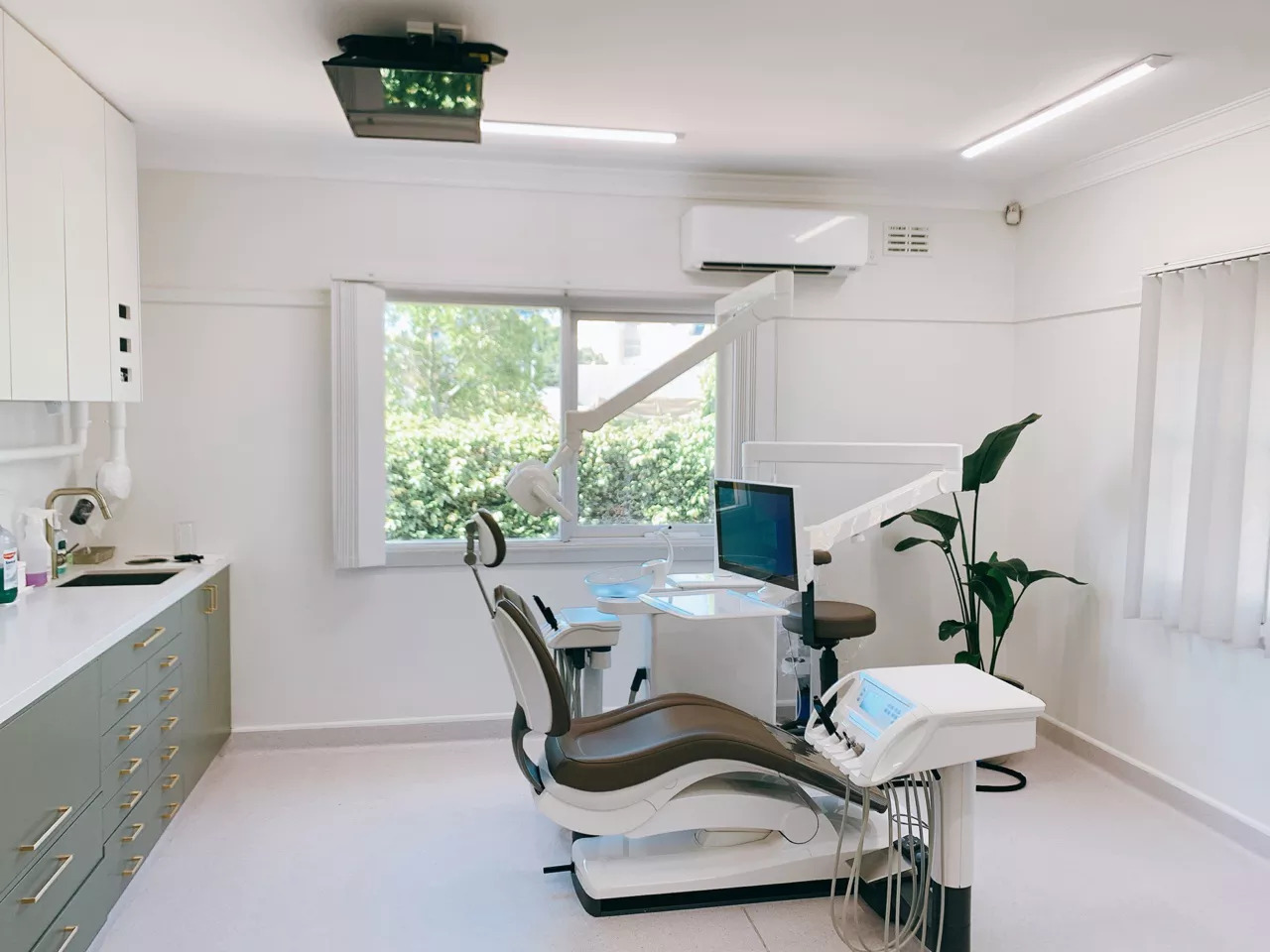 With U Dental