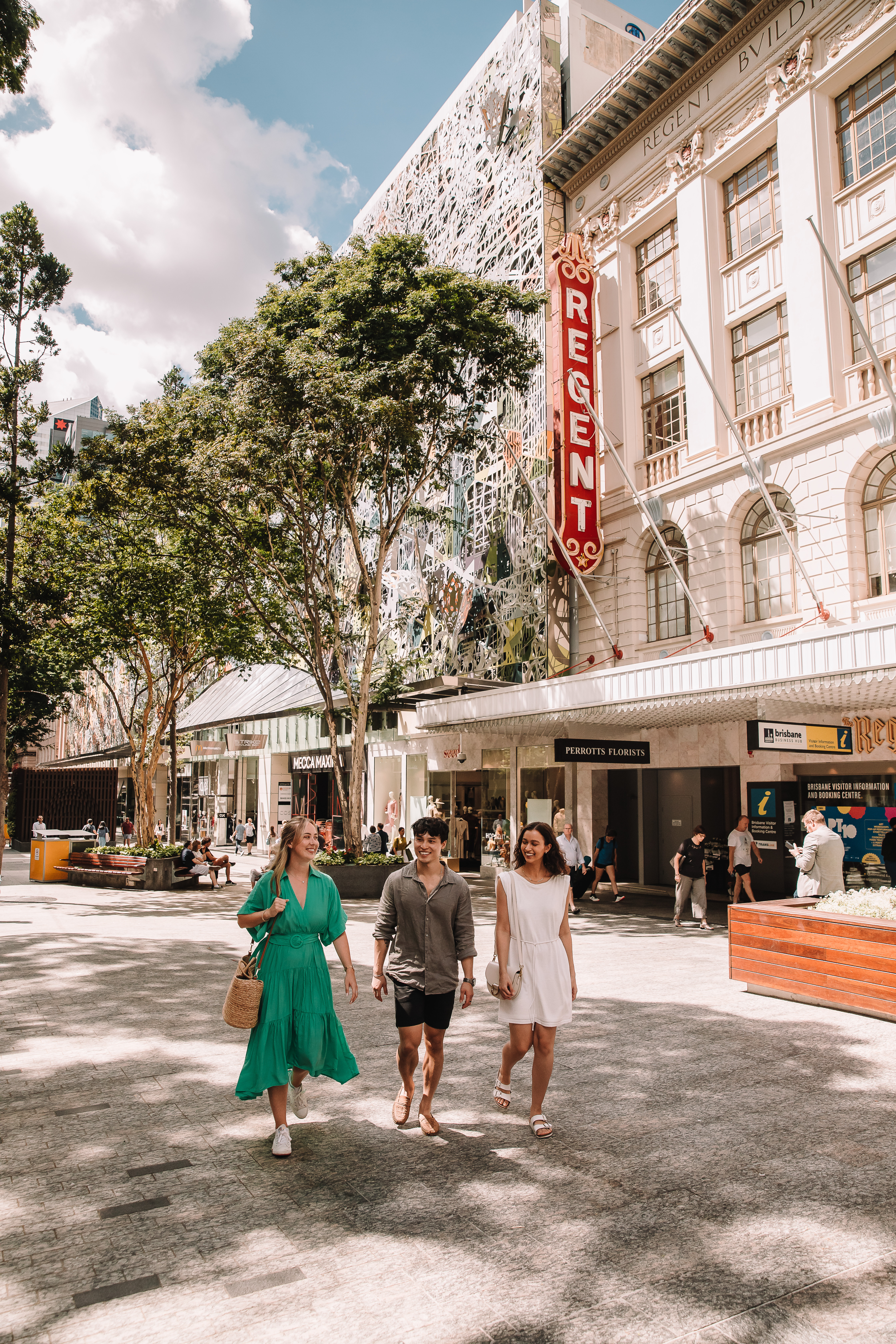 Queen Street Mall (Photo credit: Tourism & Events Queensland)