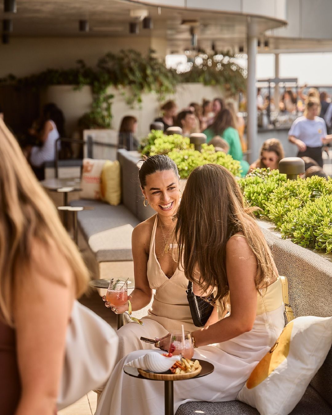 Sôl Rooftop Bar and Restaurant