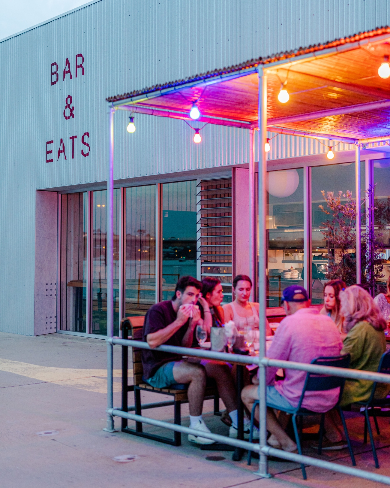 Jetty Bar & Eats