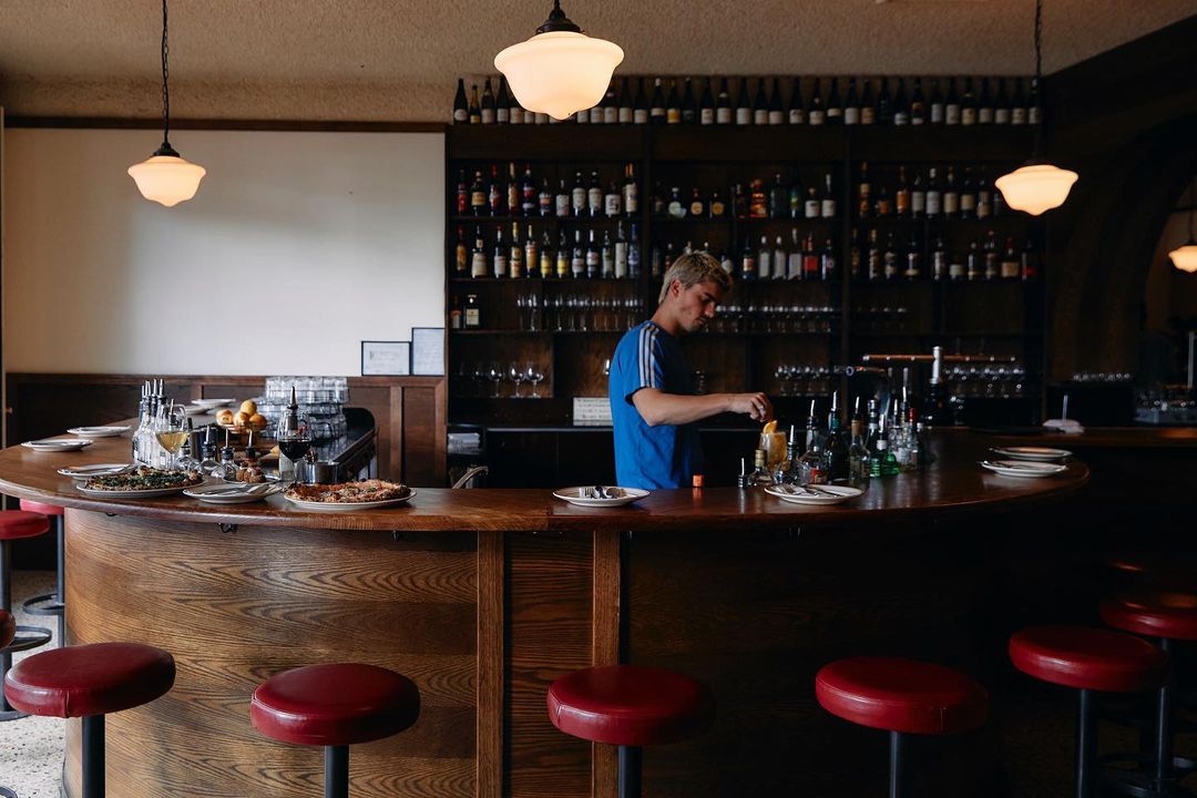 Bar Romantica 