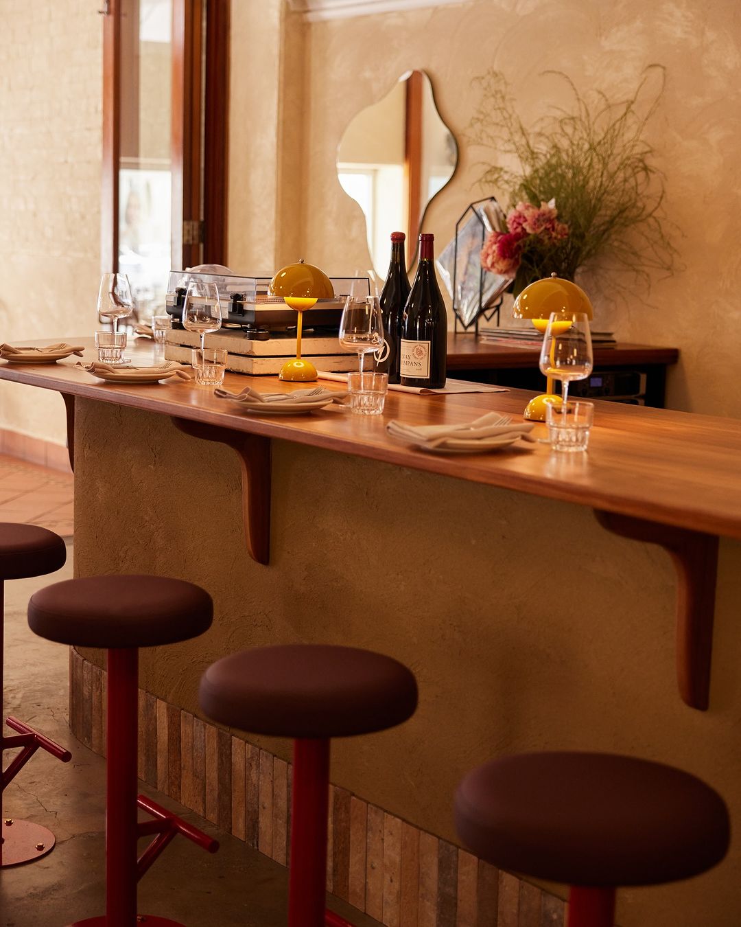 Longplay Bistro