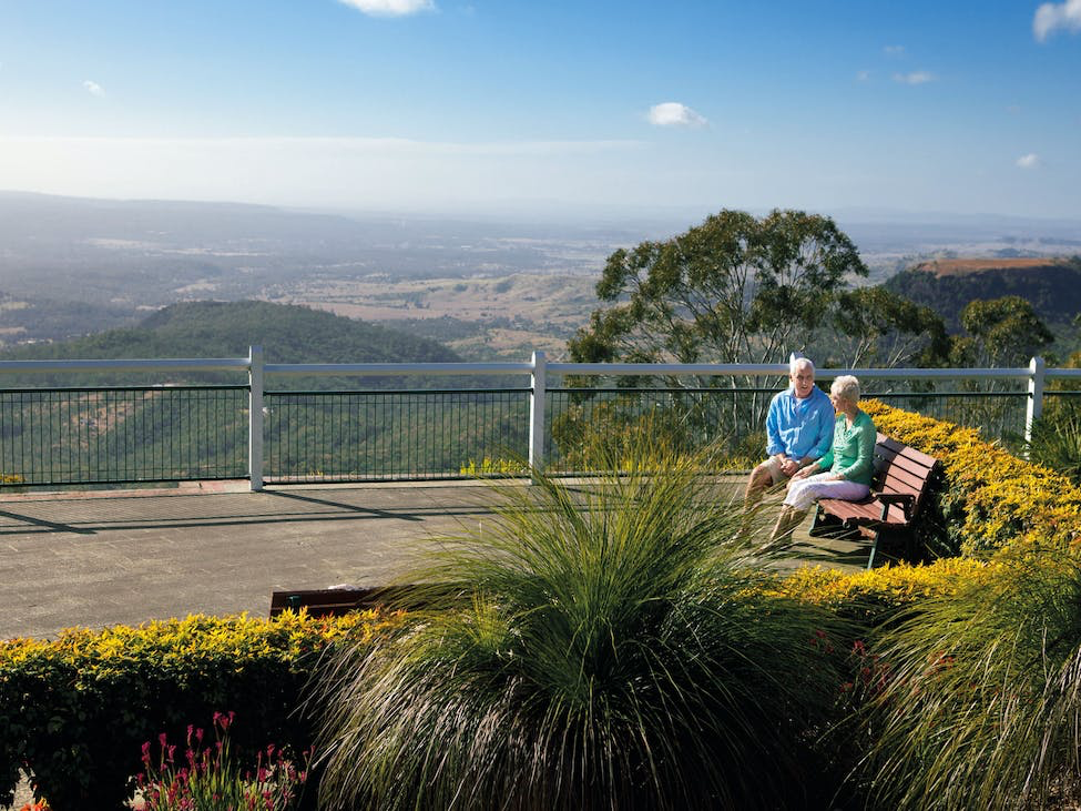 Picnic Point (Photo credit: queensland.com)