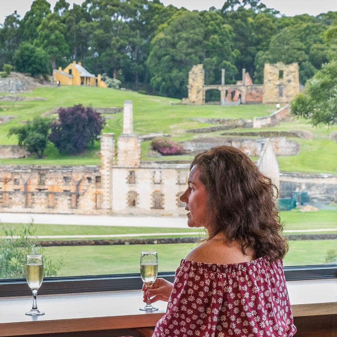 1830 Restaurant and Bar