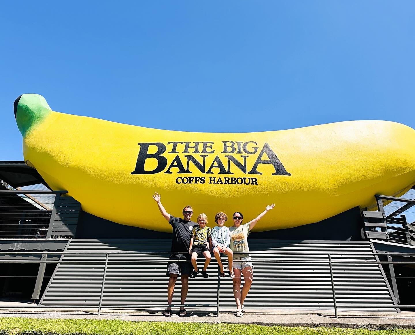 The Big Banana (Image Credit: Instagram/@4macsmakintrax)