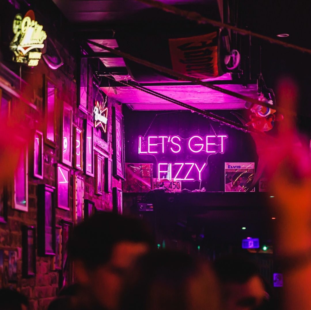 Suzie Wongs Good Time Bar 