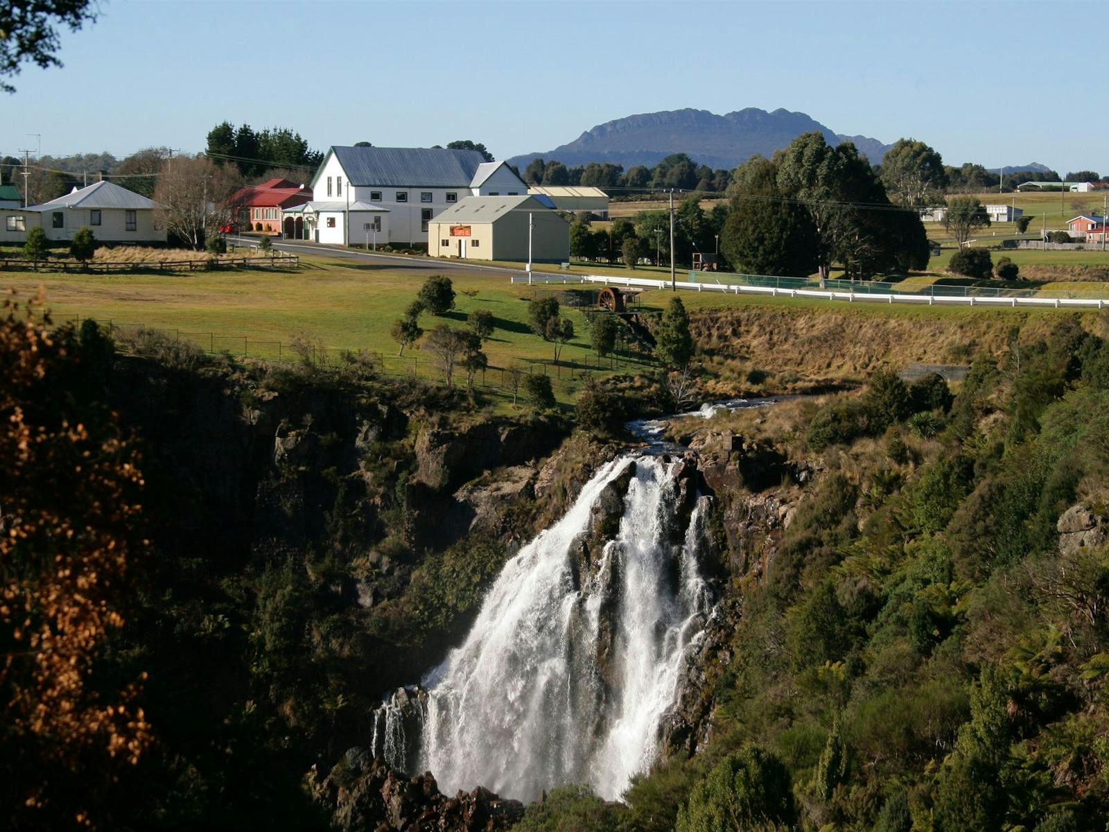 Waratah Falls (Image Credit: Discover Tasmania)