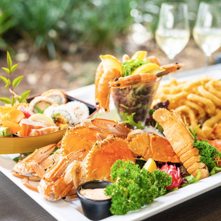 Reef Seafood & Sushi