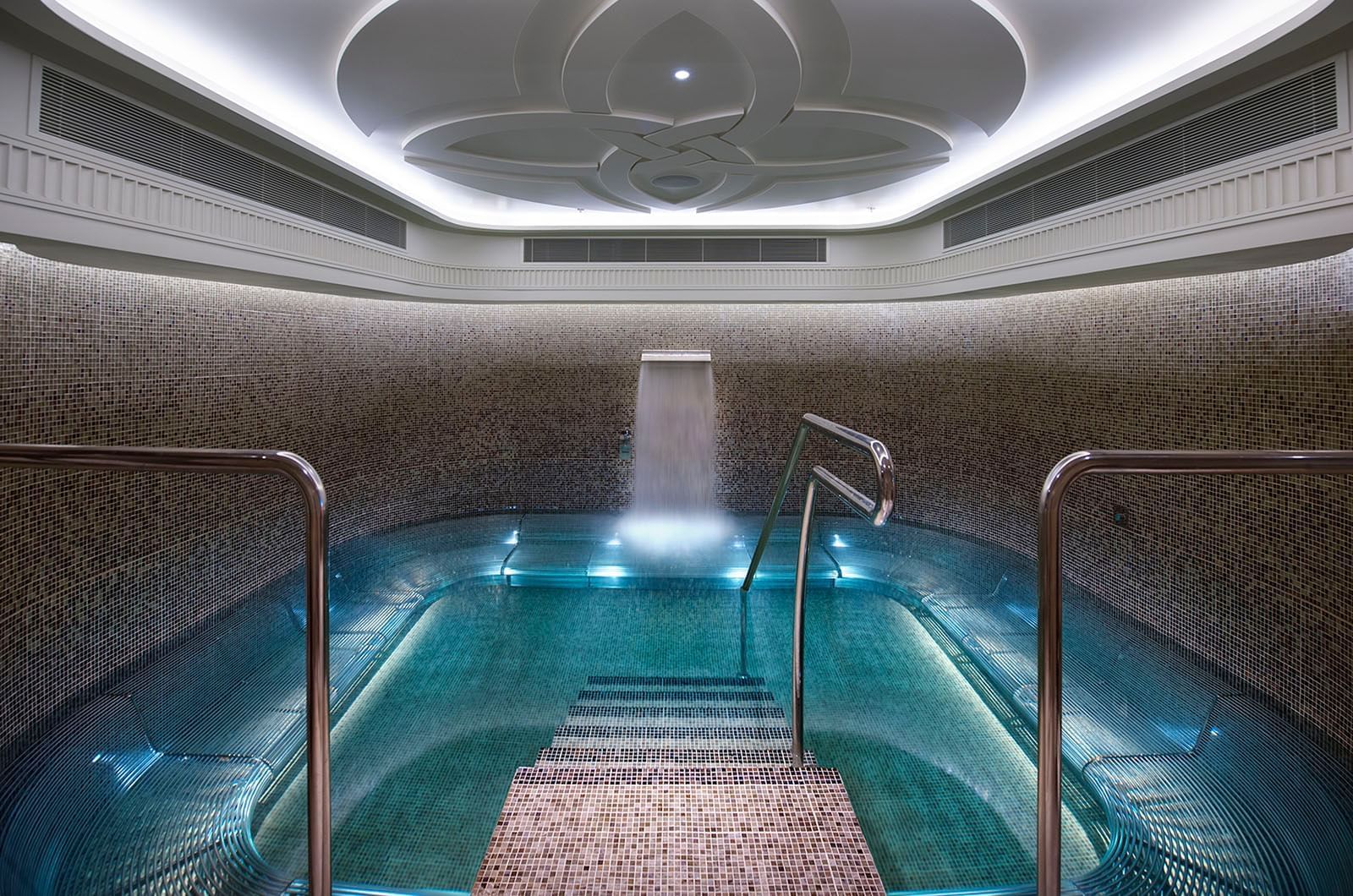 Crown Spa