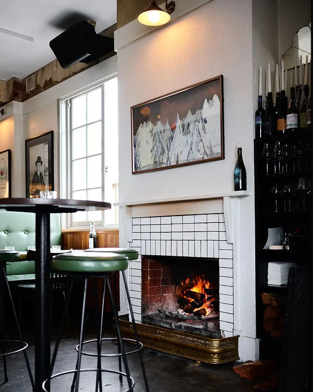 Bar Rochford