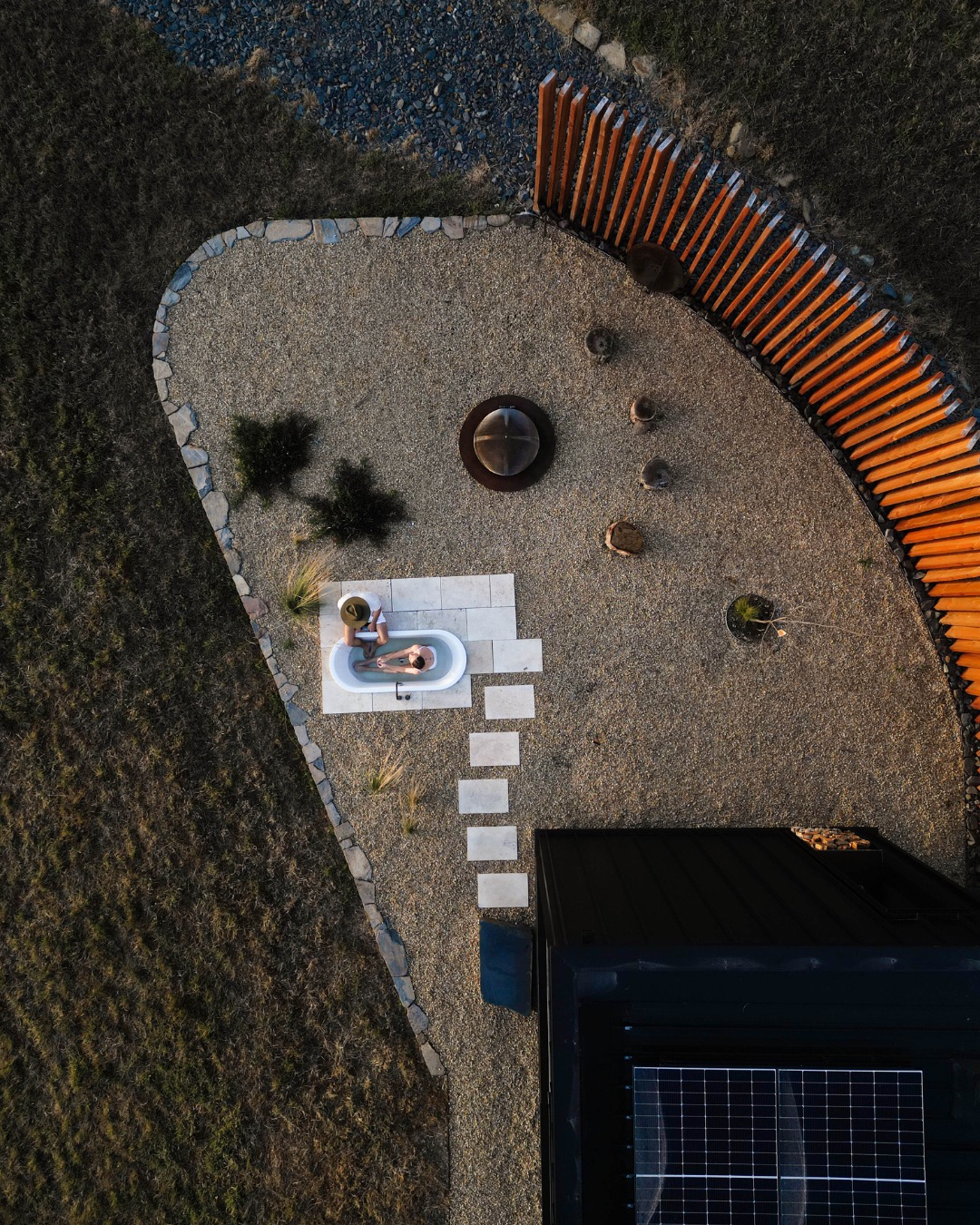 Nest, Esca Retreat