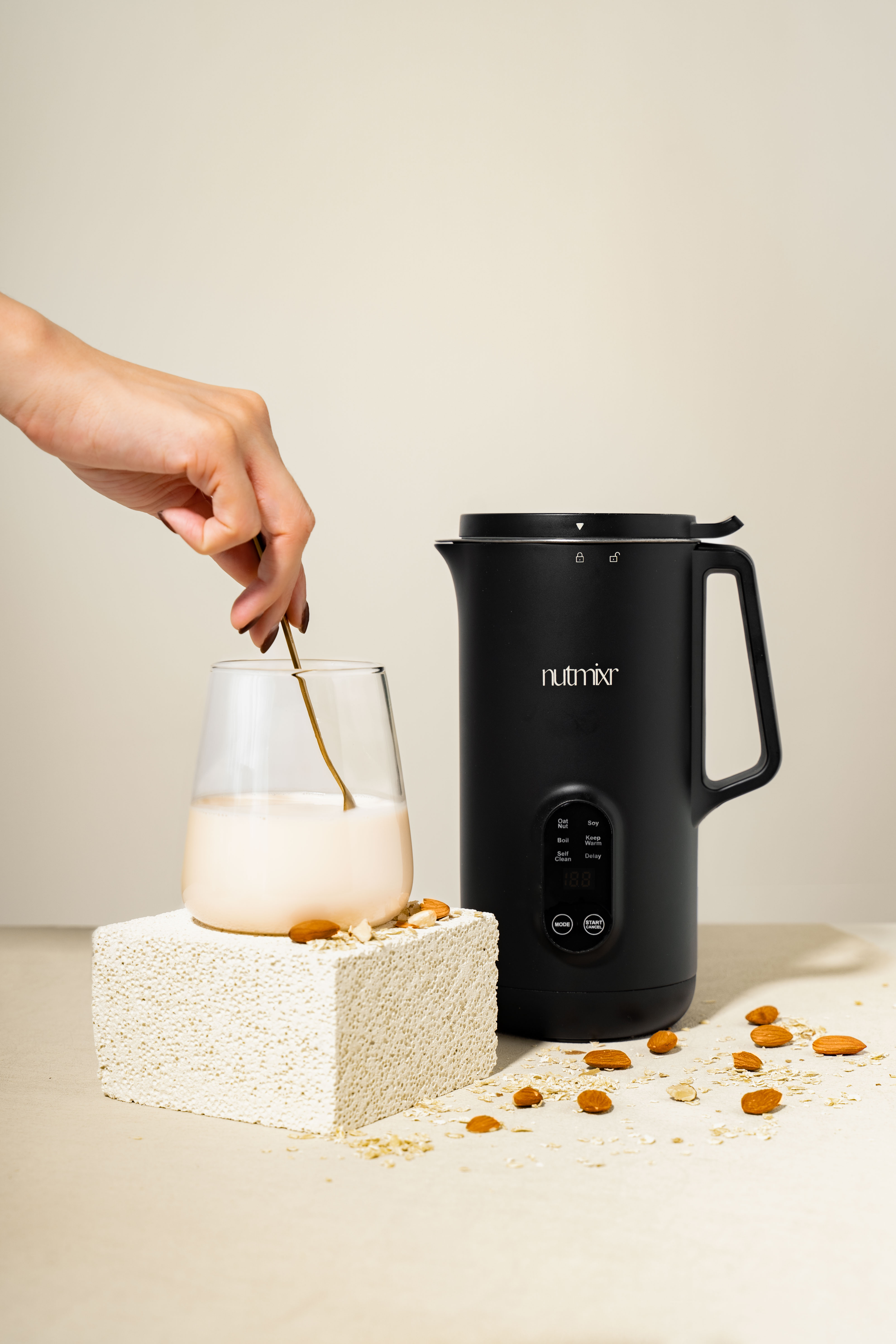 Nutmixr