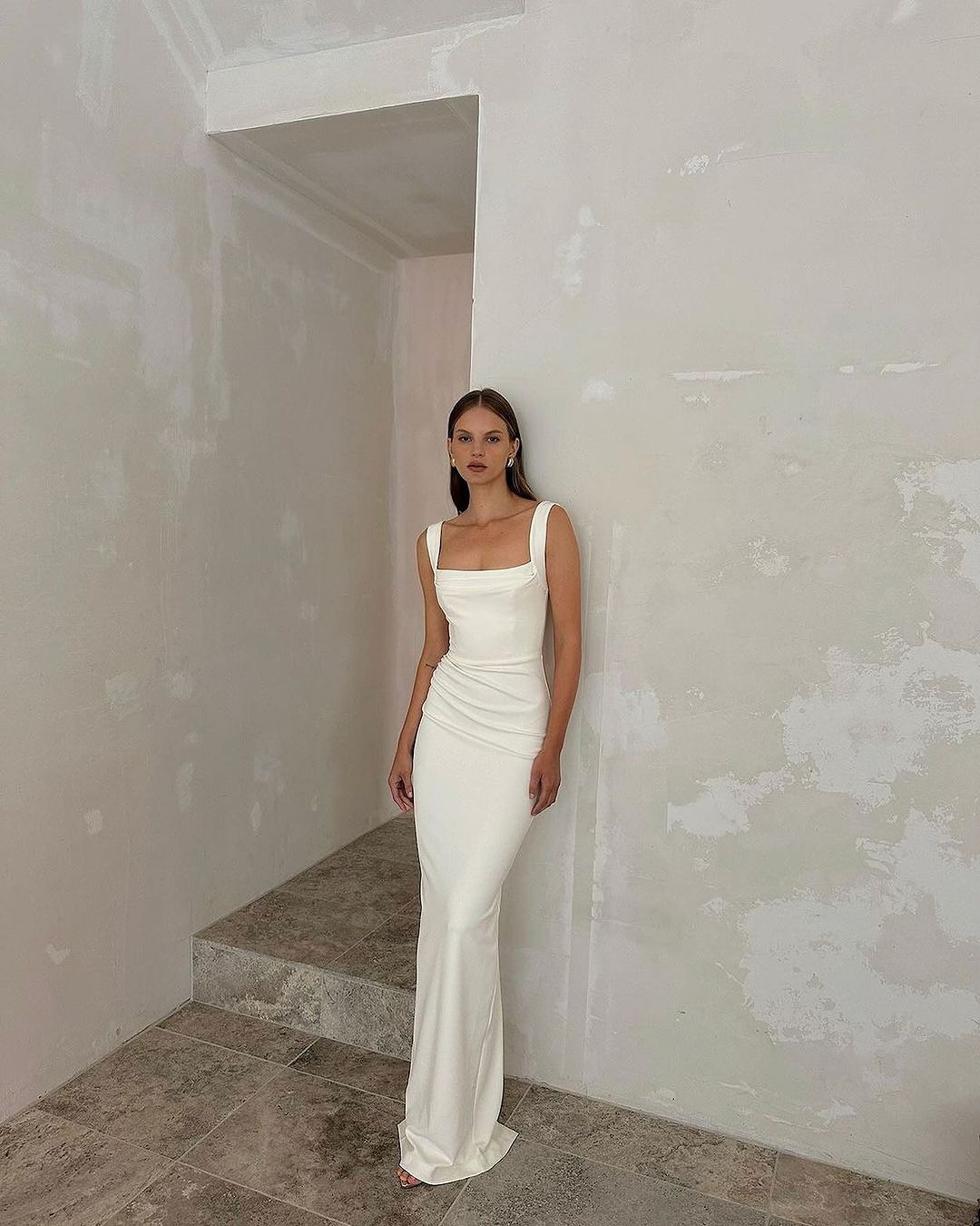 Dress Hire AU