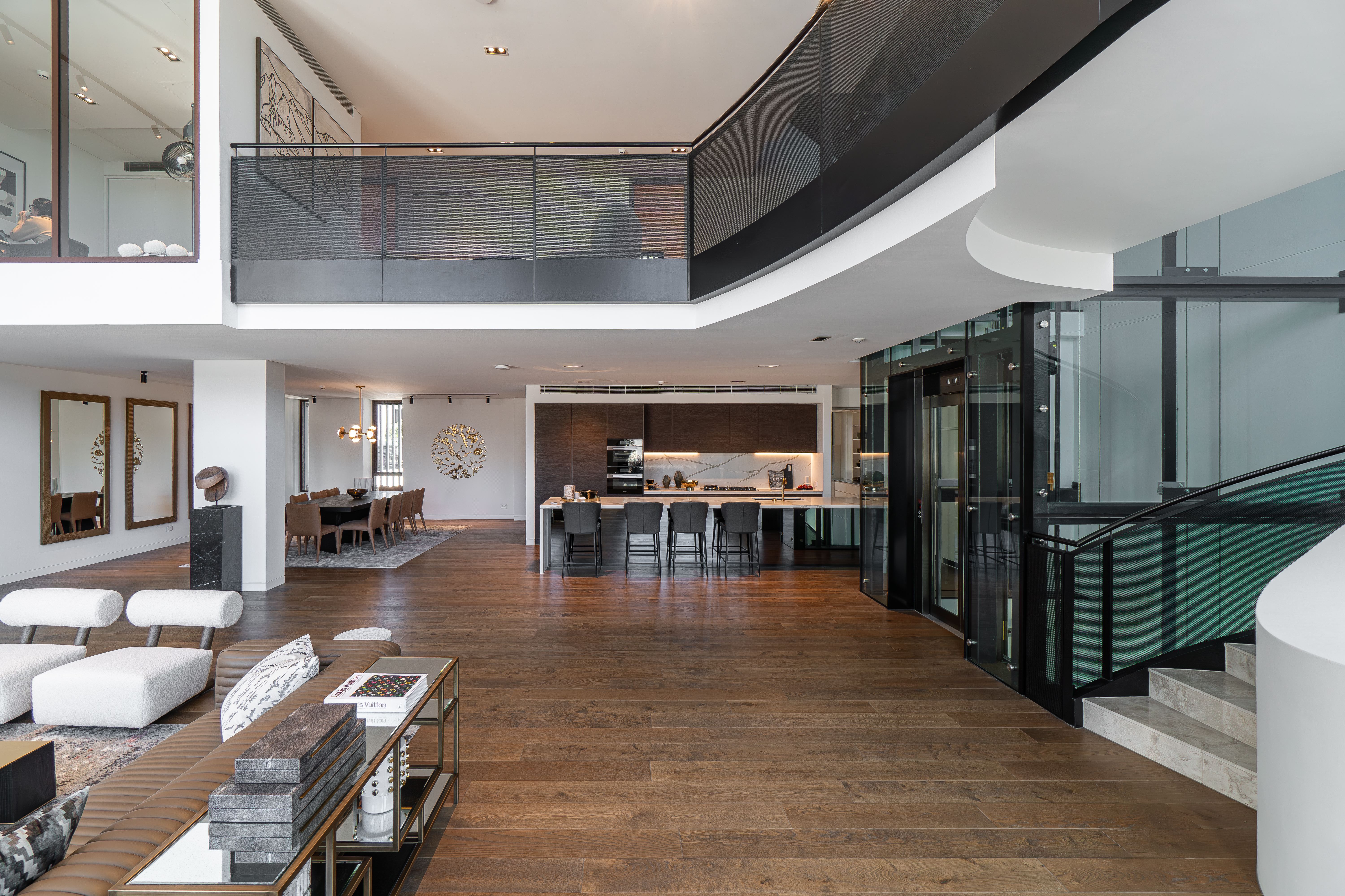 Experience split-level living across 743 square metres of internal zones.