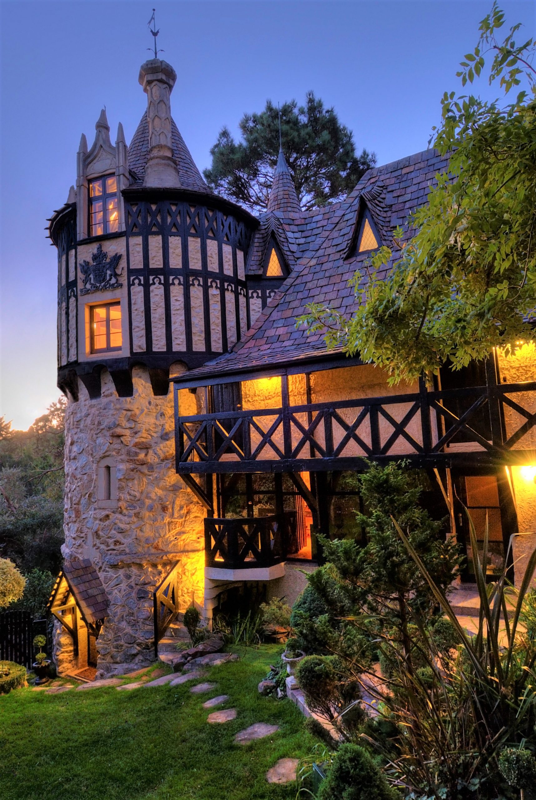 Thorngrove Manor