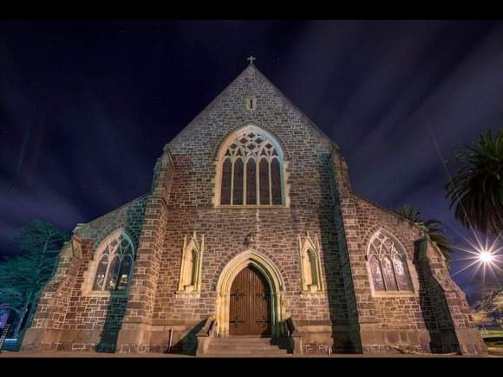 Eerie Tours 