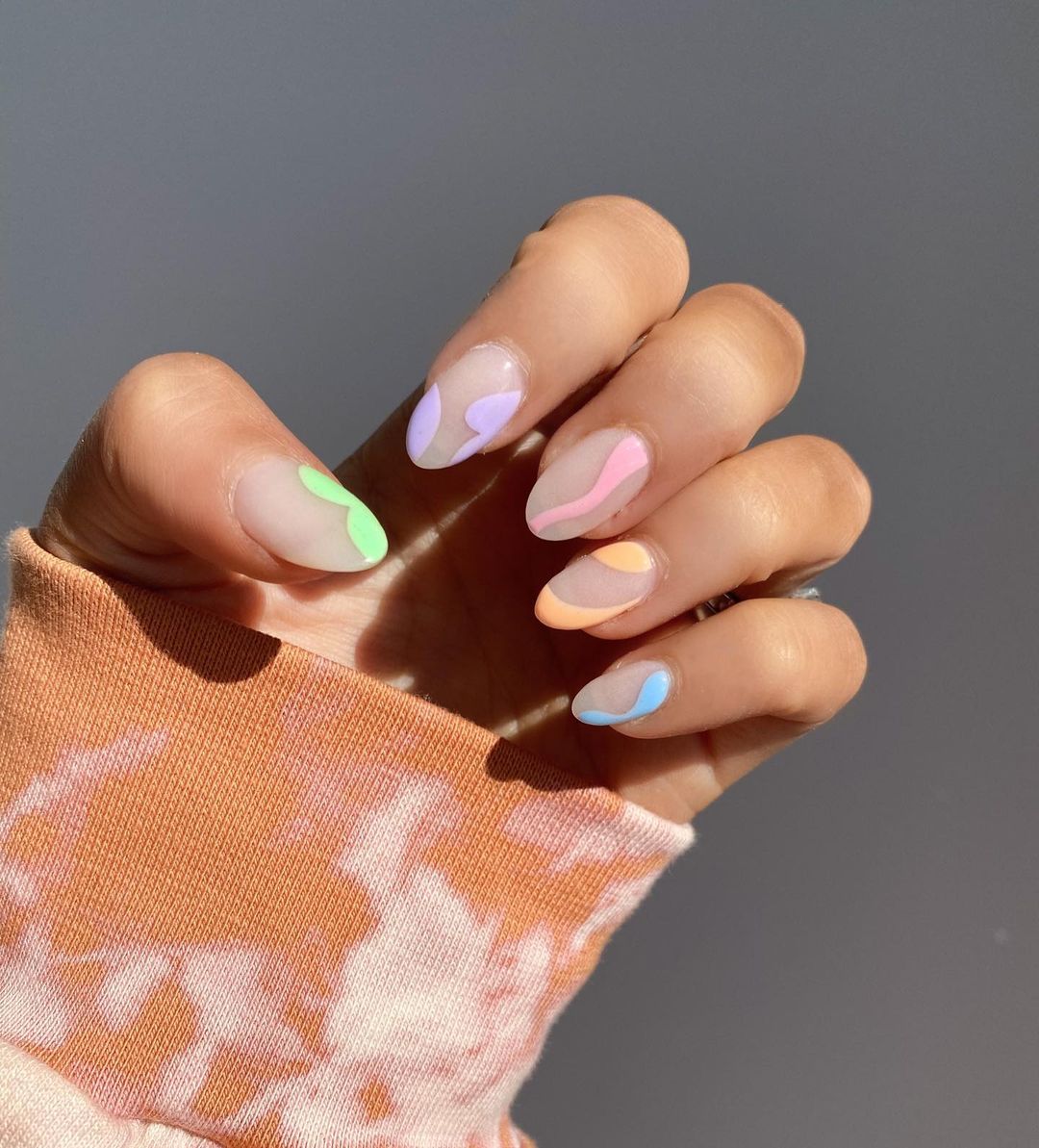 Mimi Nails (Image credit: @theaugustbrunette)