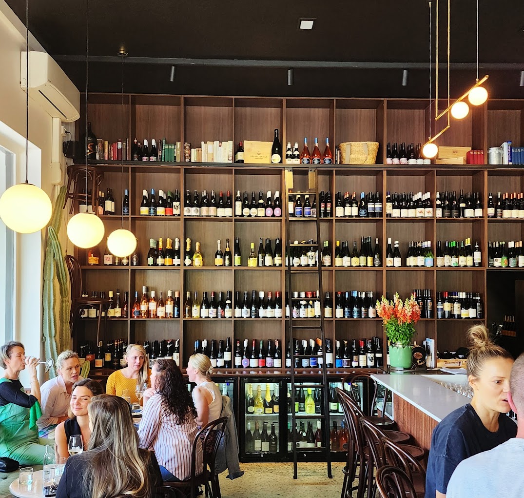 Willy's Wine Bar (Image Credit: Google Images - Waks)