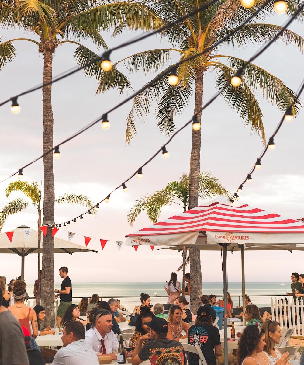 The Bay Club at Mangrove Hotel 