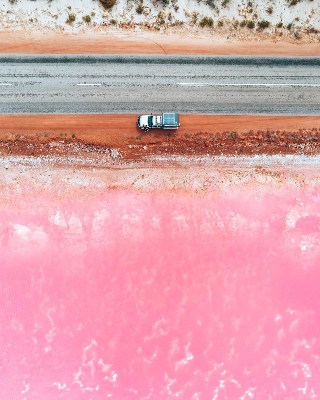 Hutt Lagoon (Image Credit: @seaustravl)