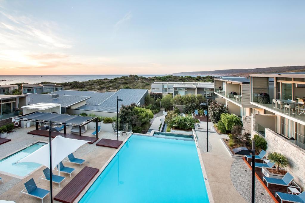 Smiths Beach Resort 
