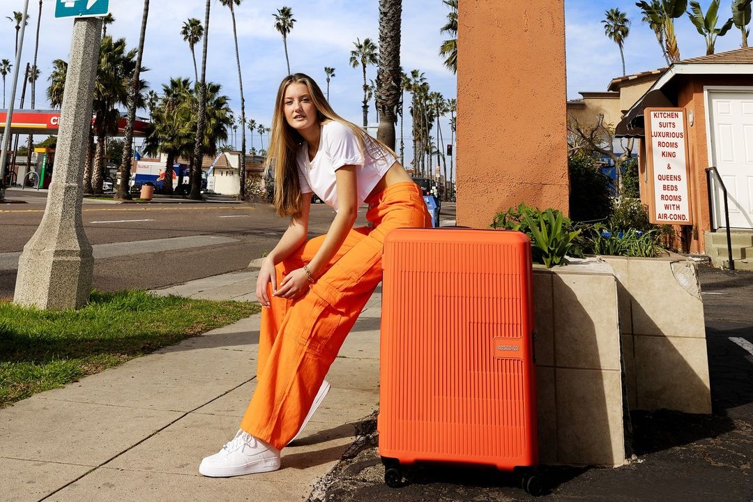 American Tourister